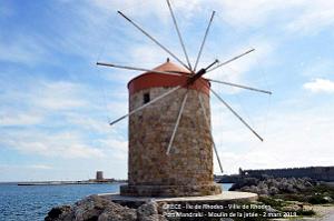 071- Rhodes ville et port d'honneur